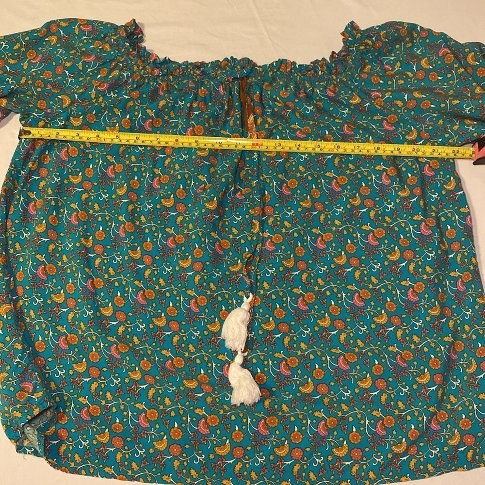 Women's Off The Shoulder Tassel Tie Bohemian Blouse Size Large NWOT - Picture 9 of 11
